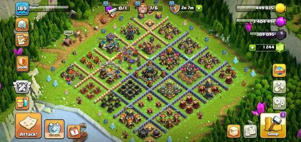 P-94   Town Hall 17 close max|| heros 72-71-65-64-31-1|| 16 & 17 level walls & almost max defence|| 6 builder|| lots of magic items
