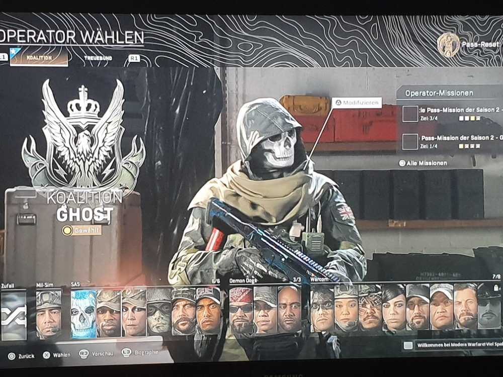 Warzone acc with damascus and much og operators