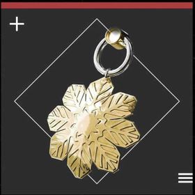 Gold Snowflake Weapon Charm – Xbox l FAST DELIVERY