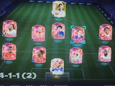 EA FC 26 . 3kk, Coins, Russian Evolutionary National Team, 97+ rating, and Top Squad ......... 885